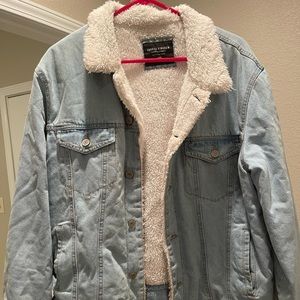Men’s Denim Jacket with Faux Lining Large